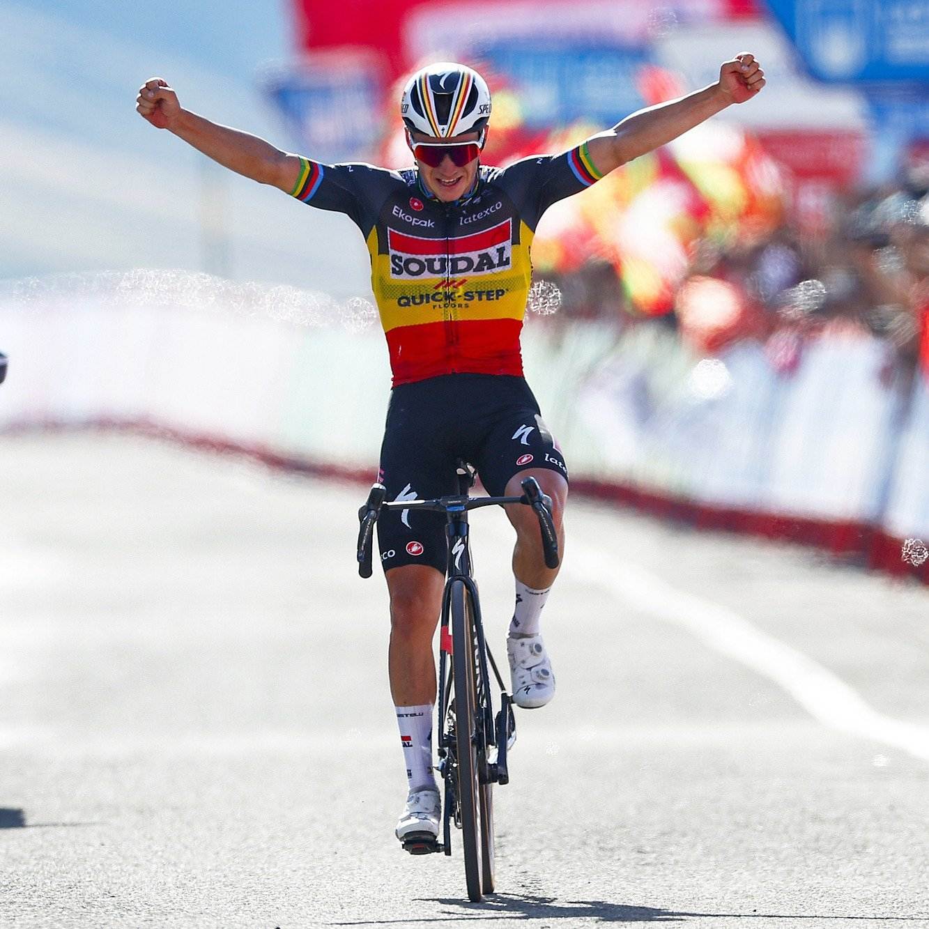 Evenepoel es treu l'espina del seu dissabte negre i assoleix el triomf en la 14a etapa de la Vuelta a Espanya