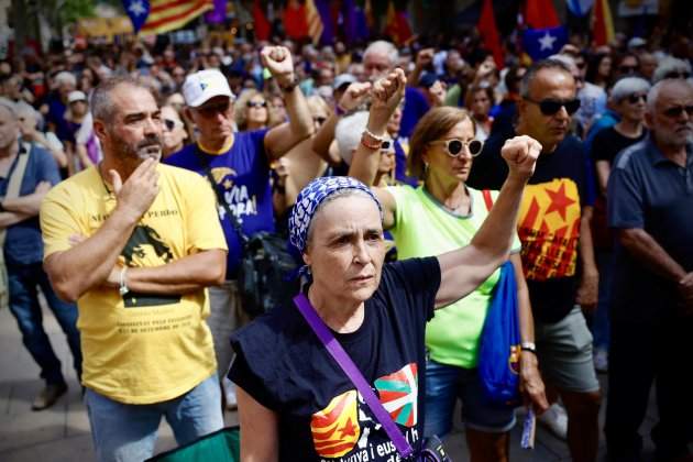 diada nacional catalunya 2023 acte insititucional ANC fossar moreres Muixaranga en memoria a Gustau Muñoz / Foto: Montse Giralt