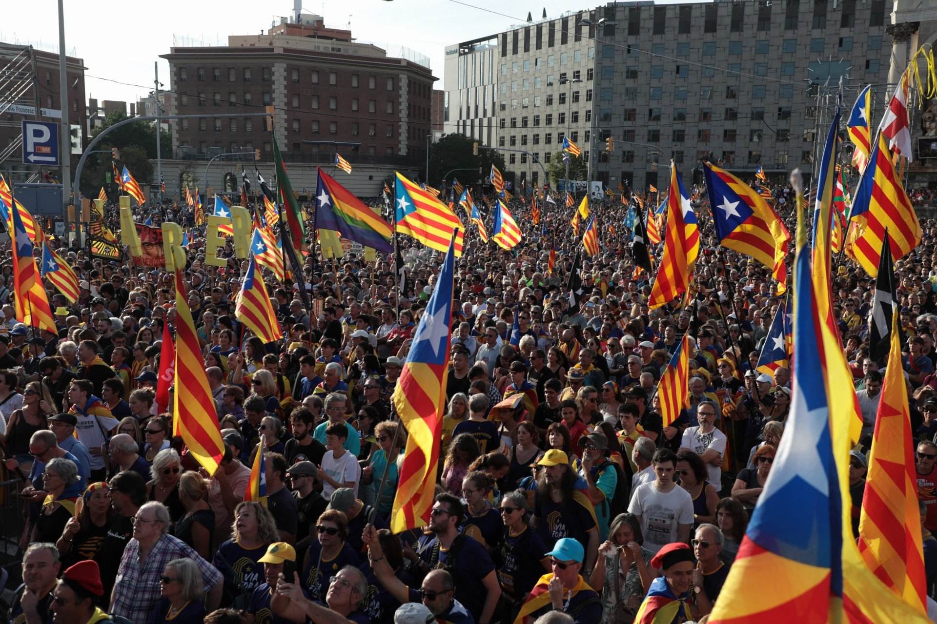 L'independentisme torna a exhibir múscul a la manifestació de la Diada 2023