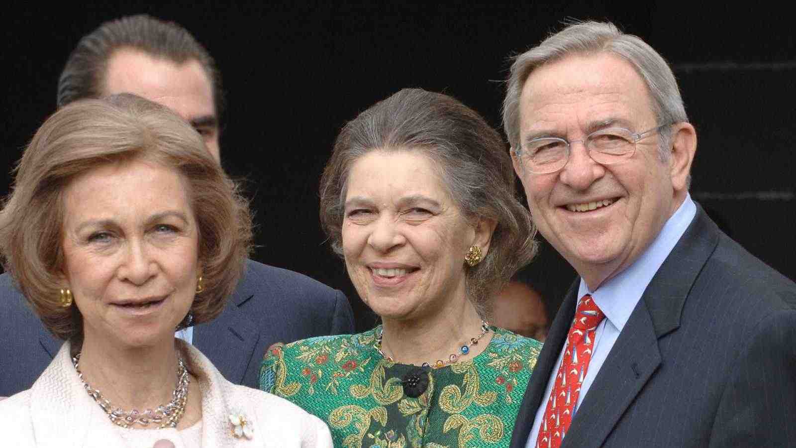 Reina Sofía con Irene y Constantino Reina Sofía con Irene y Constantino