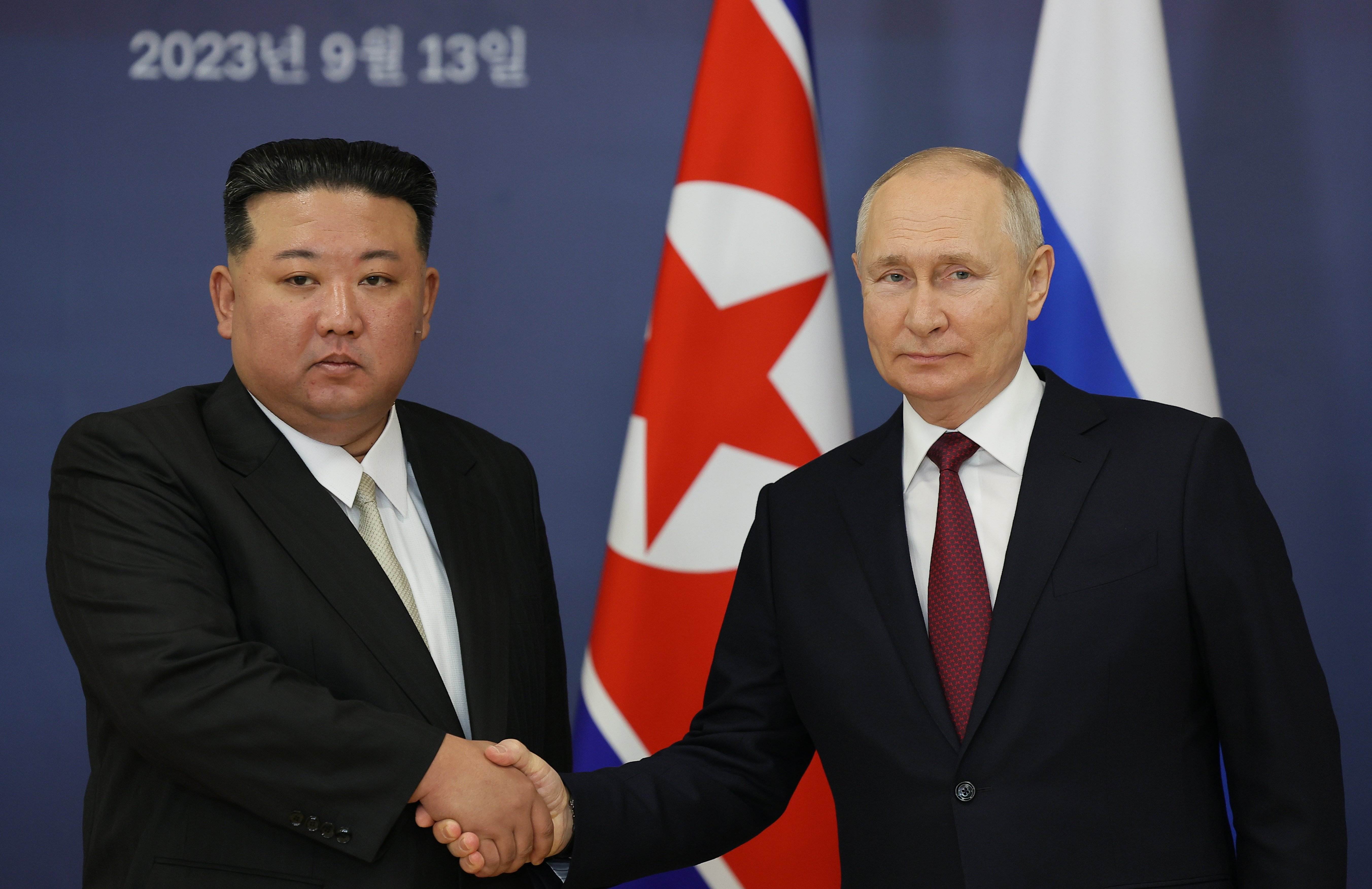 Una hora de negociaciones: Putin y Kim acaban su cara a cara