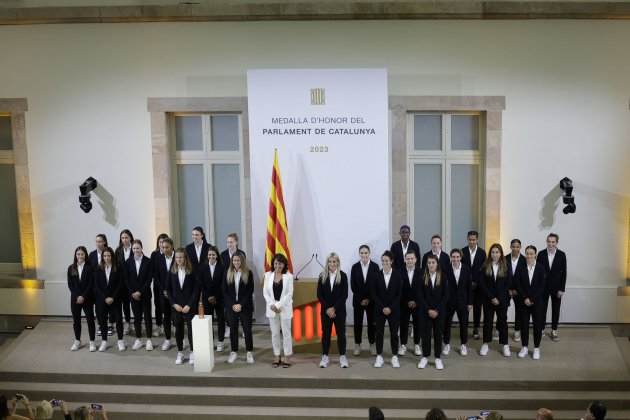 Barça Femenino Medalla Honor Parlamento Catalunya Foto Parlamento de Catalunya (Sergi Panizo)