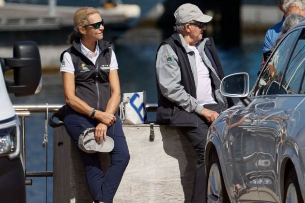 Infanta Elena con Juan Carlos en Sanxenxo