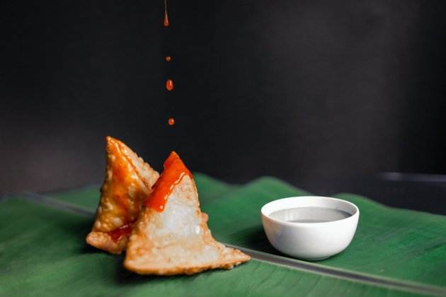 Samosas 2 Samosas 2
