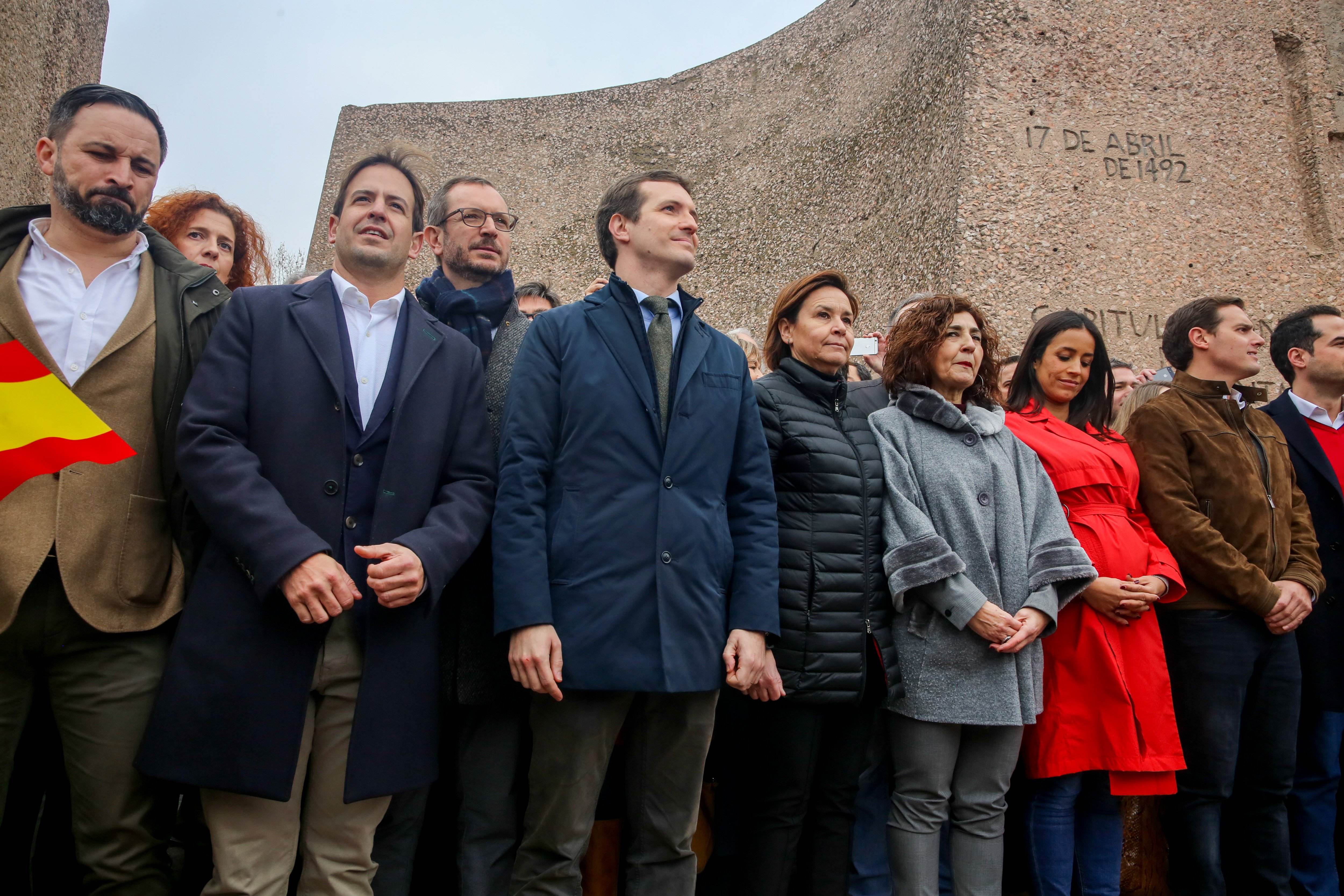 plaza colono pablo casado albert rivera santiago abascal