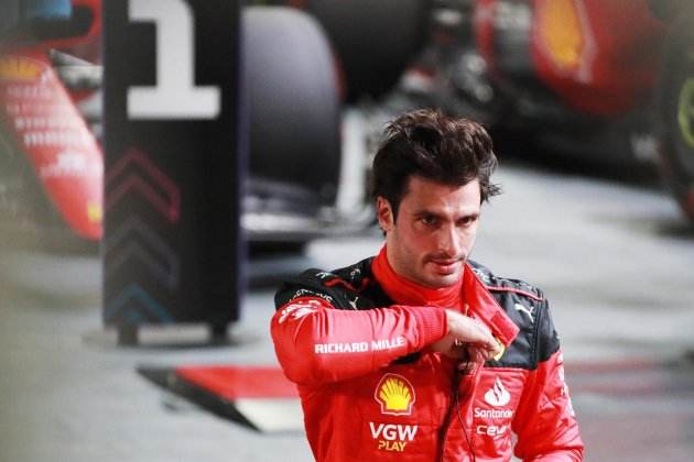Carlos Sainz pole gp singapur / Foto: EFE Carlos Sainz pole gp singapur / Foto: EFE