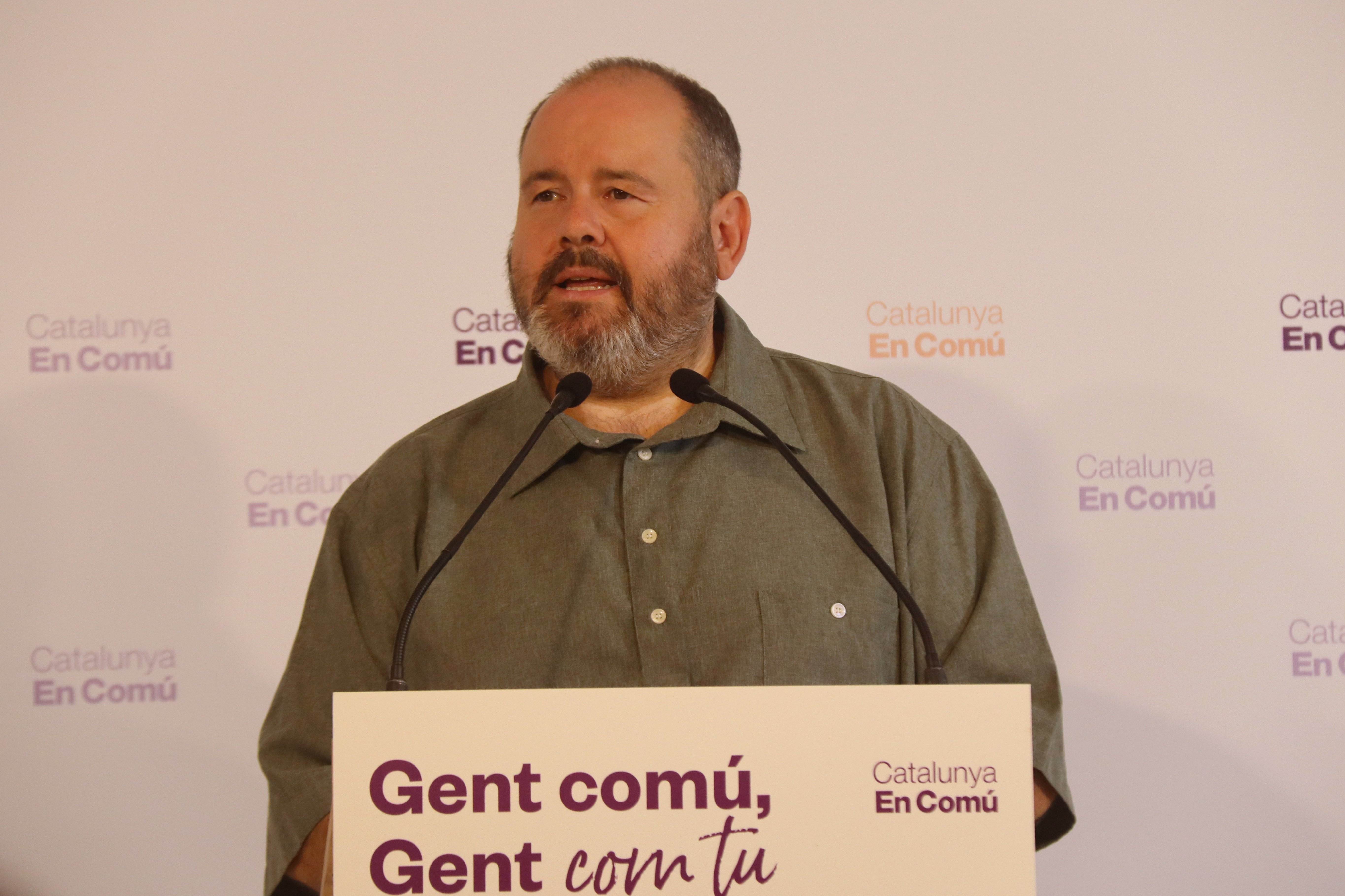 Els comuns sostenen que Puigdemont "renuncia a la unilateralitat" quan accepta negociar