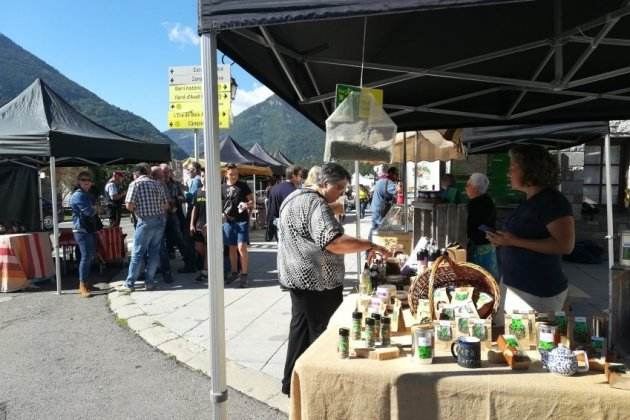 feria de barruera en el valle de boi