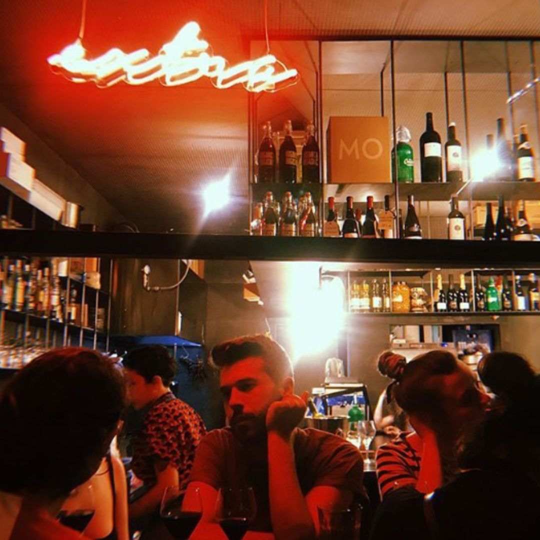 Bueno, bonito y con buen ambiente: el bar más sexi de Barcelona está en Gràcia