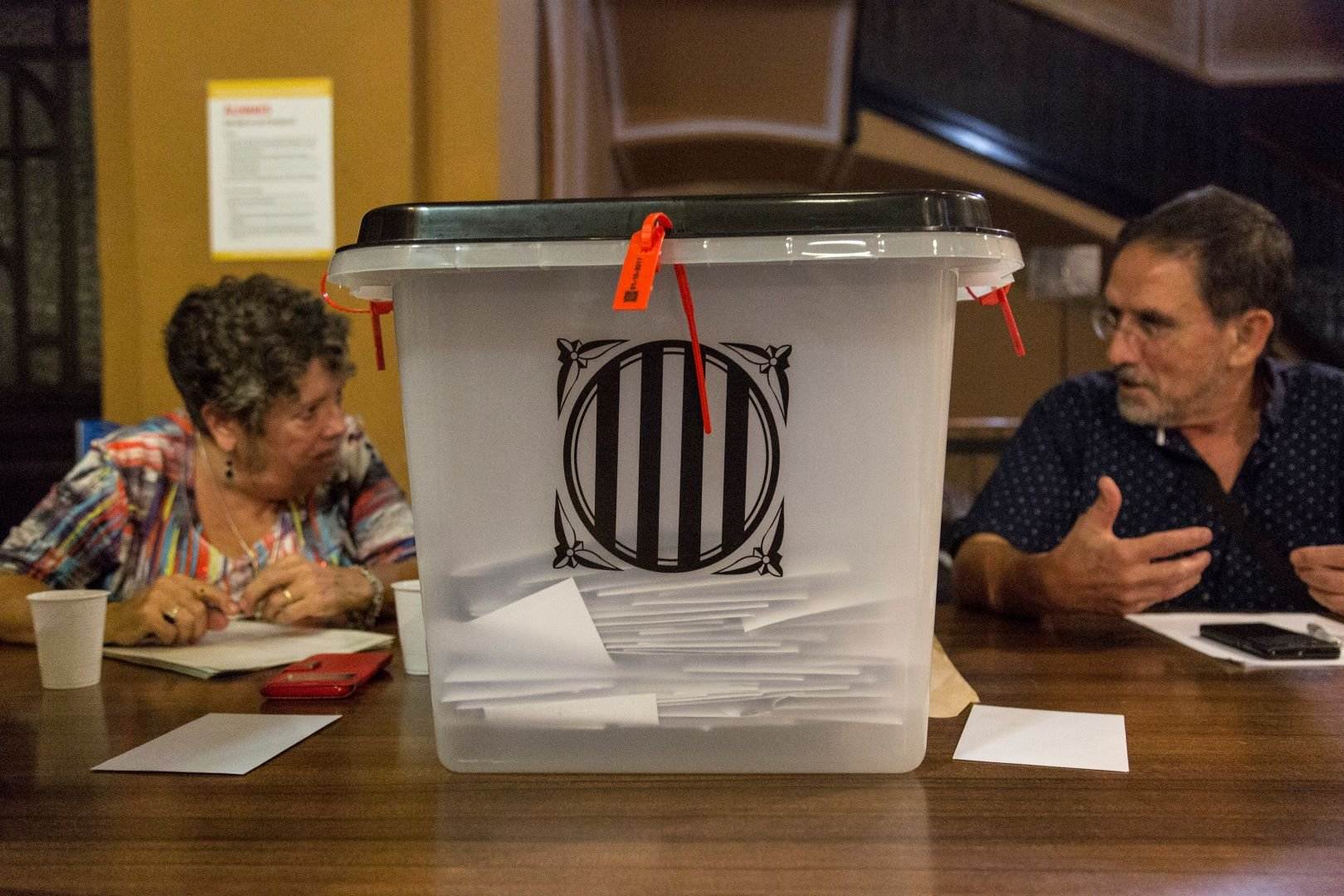 La Fiscalia demana l'amnistia per als 40 exalts càrrecs del Govern investigats per l'1-O