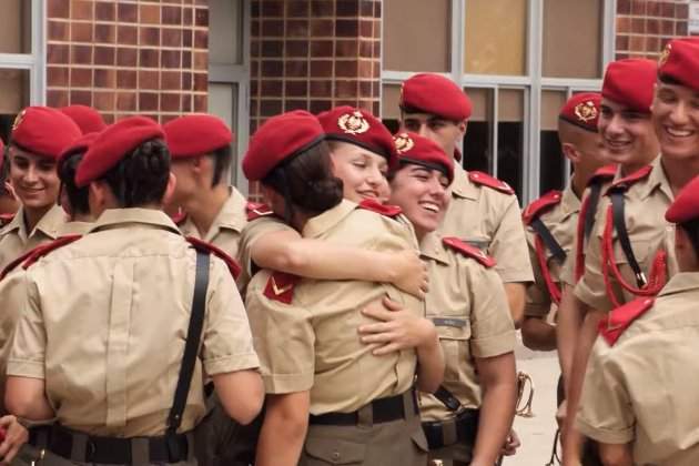 Leonor se abraza en damas cadetes CR Leonor se abraza en damas cadetes CR