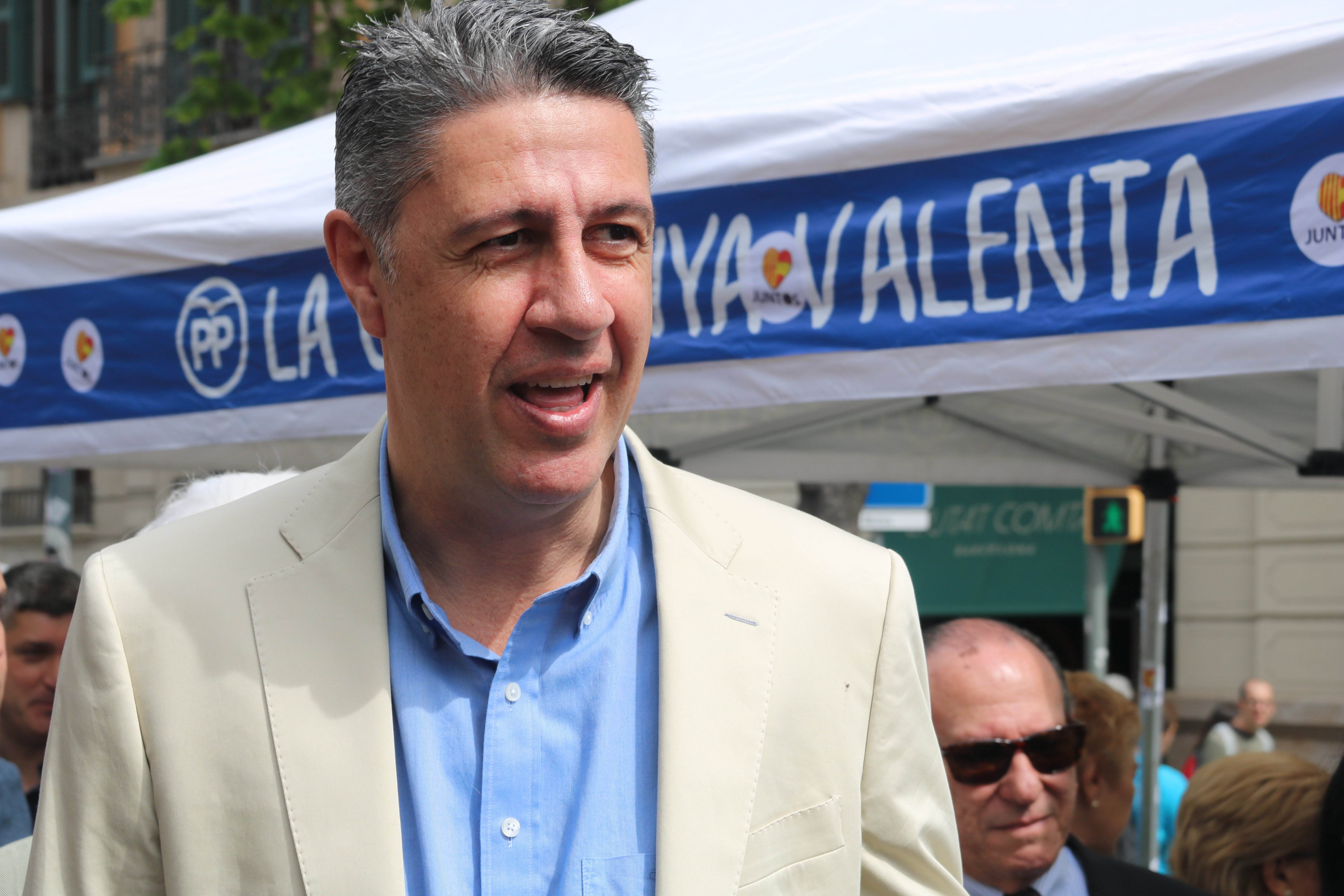 Talegón deja mudo a Albiol cuando le pregunta por las camisetas amarillas