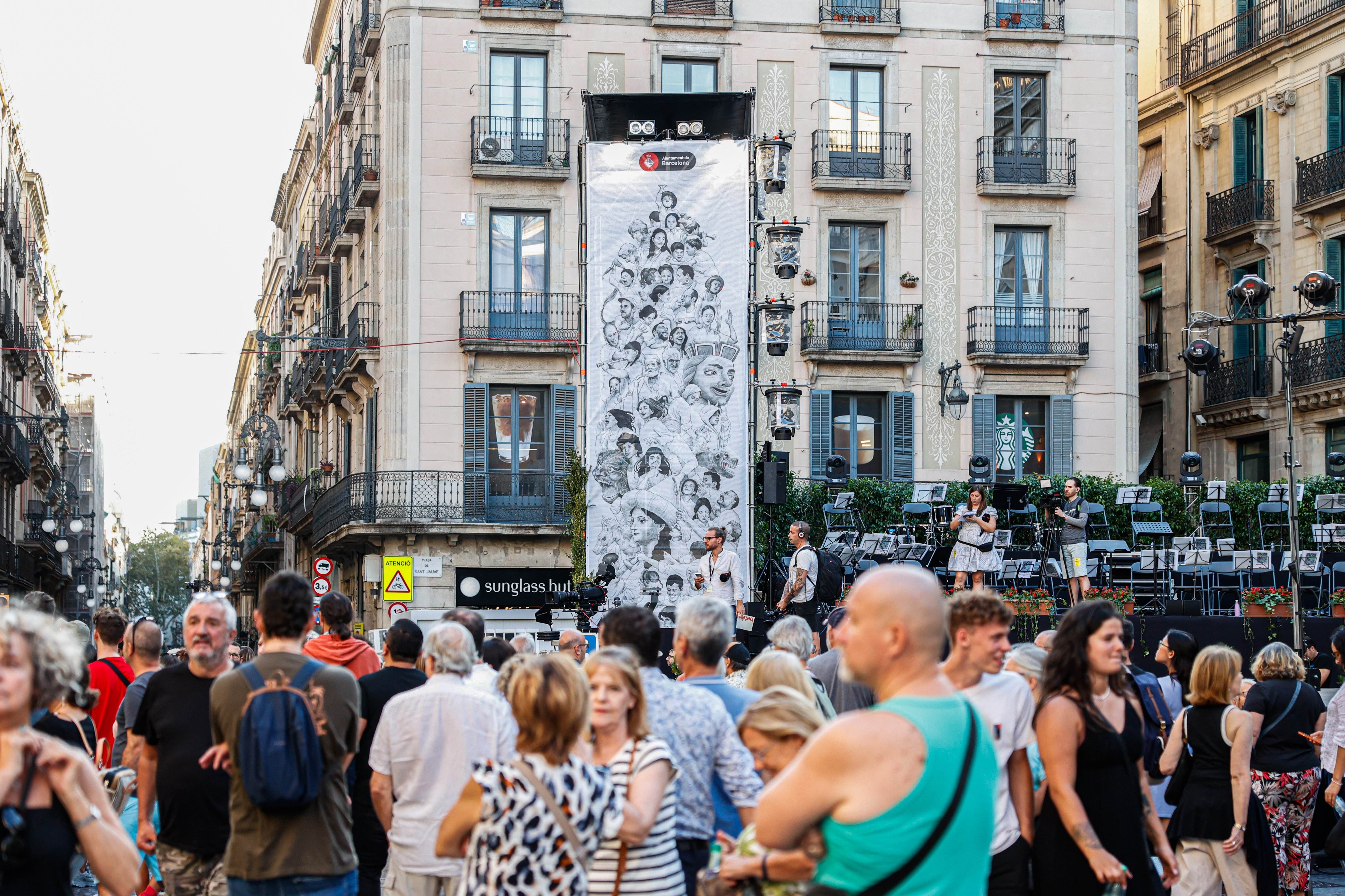 Placa Santo Jaume Ruego Merce 2023 / Montse Giralt Placa Santo Jaume Ruego Merce 2023 / Montse Giralt