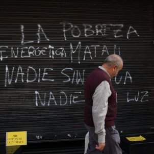 Arte: "En España muere gente porque no puede pagar la calefacción"