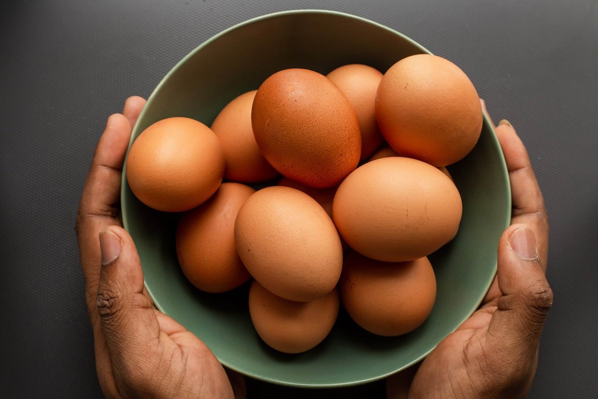 ¿Cuántos huevos tiramos cada año?