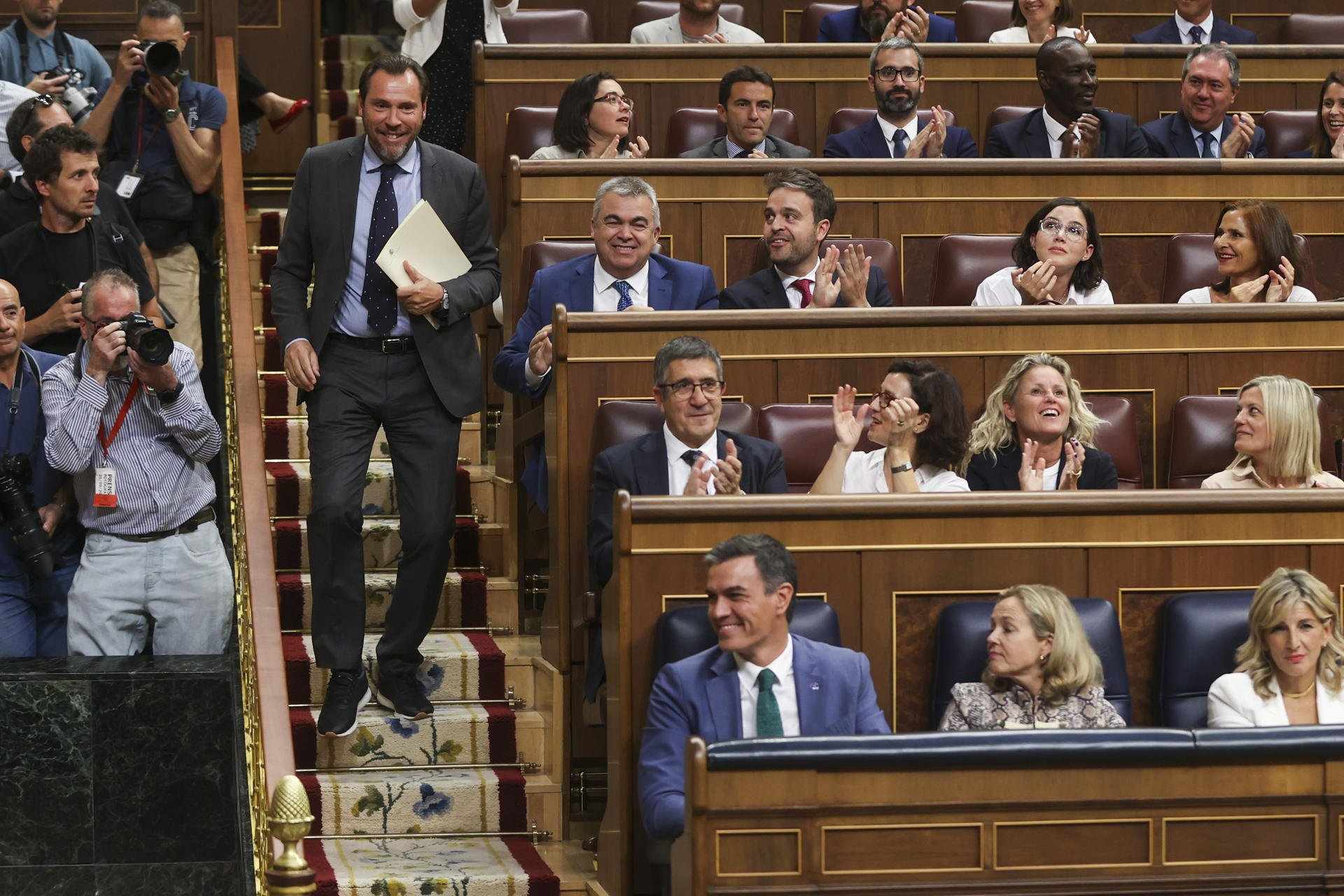 Sánchez menysprea Feijóo i replica amb un diputat víctima de la coalició PP-Vox