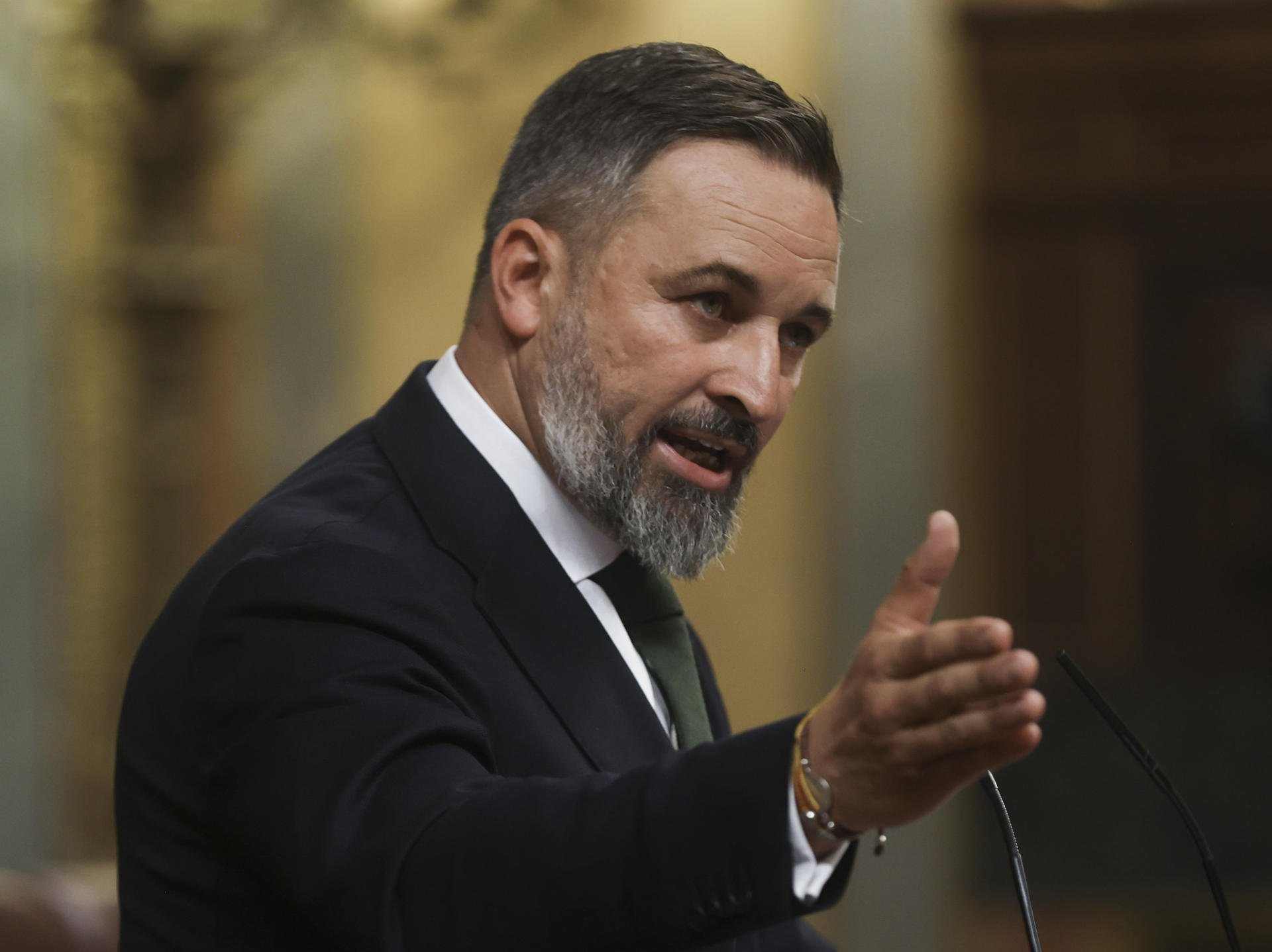 Vox urgeix el PP a decidir el relleu de Mazón després d'una primera reunió de negociació