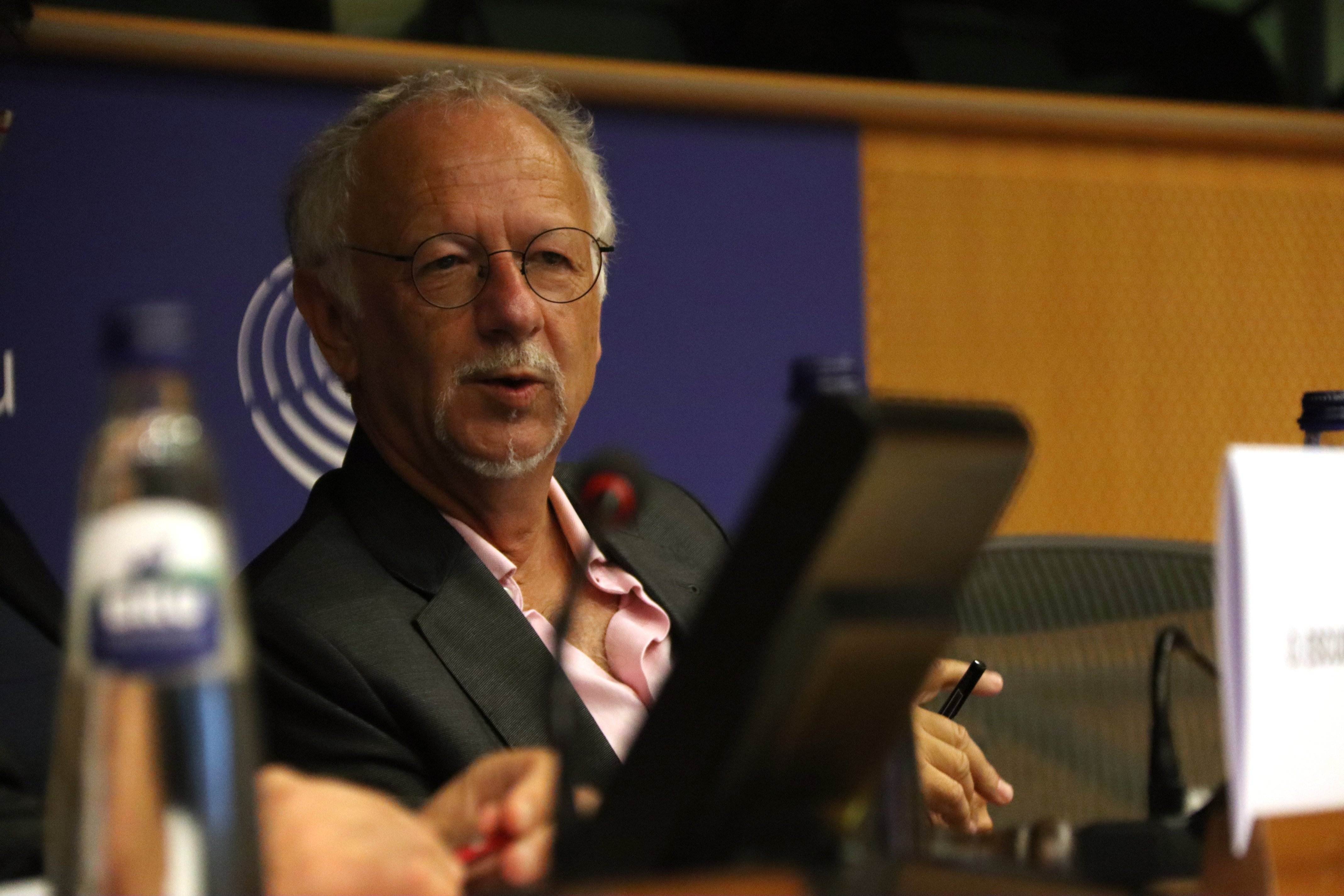 Un relator de la ONU considera "una forma de discriminación" denegar la oficialidad del catalán en la UE