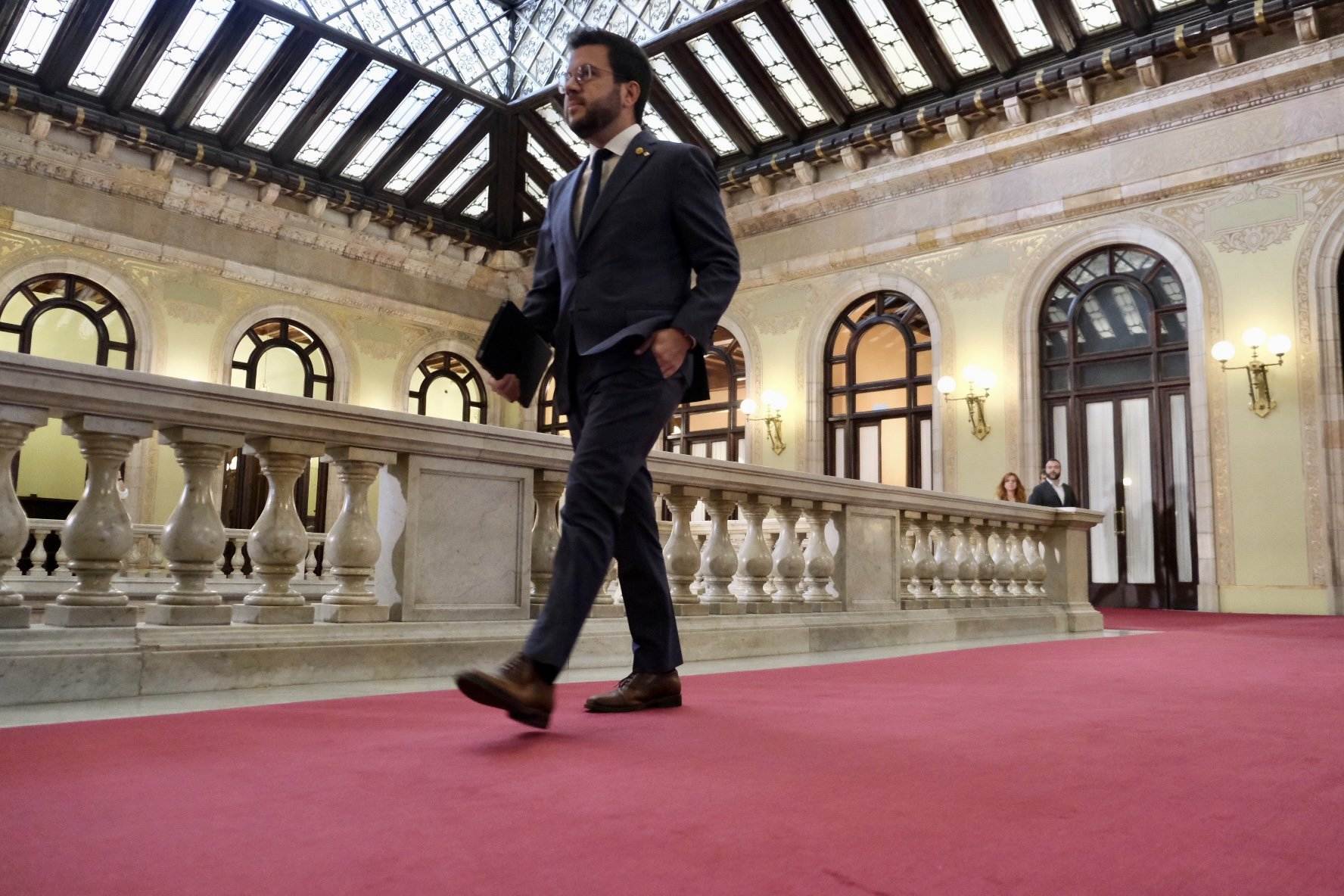 El Parlament castiga Aragonès: constata la "manca de confiança" i "inestabilitat" del Govern