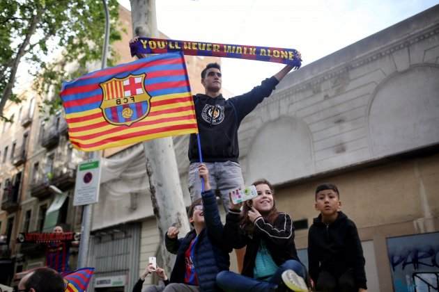 ambient rua barça carles palacio 2
