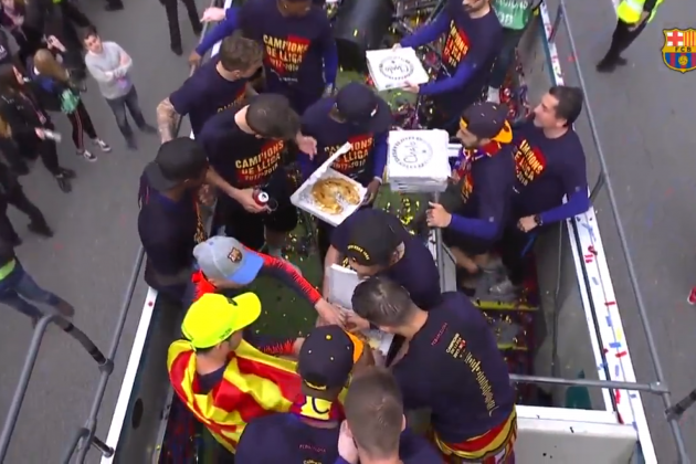 pizza jugadors barça rua