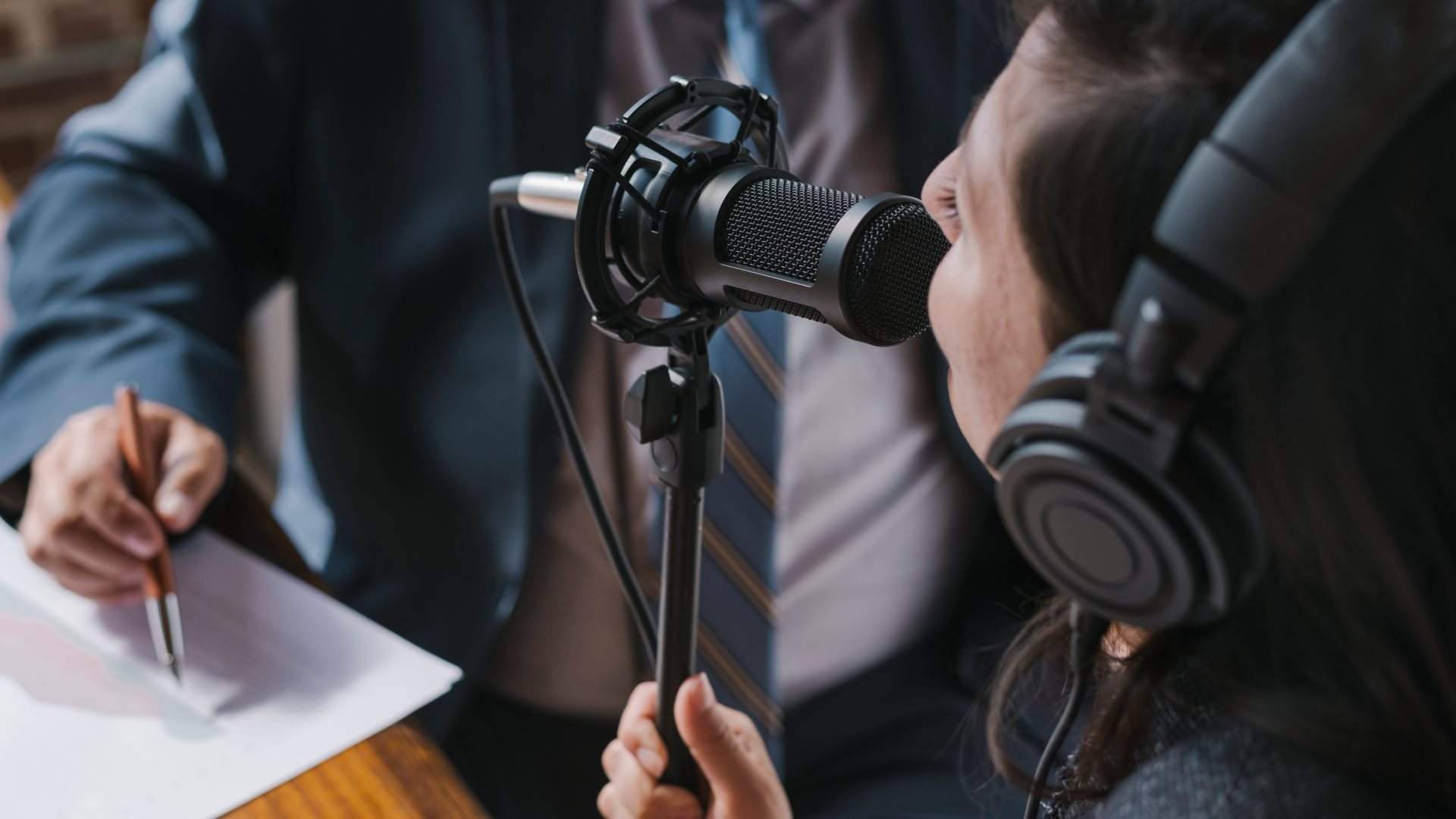 Els 7 pòdcasts en català que ho estan petant i has de conèixer