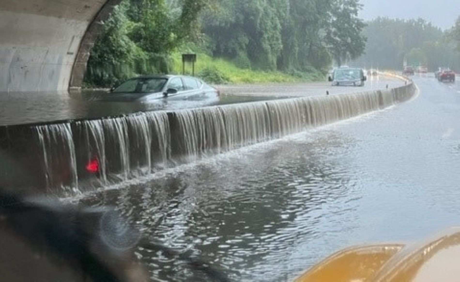 Declarado el estado de emergencia en Nueva York por lluvias e inundaciones repentinas | VÍDEOS