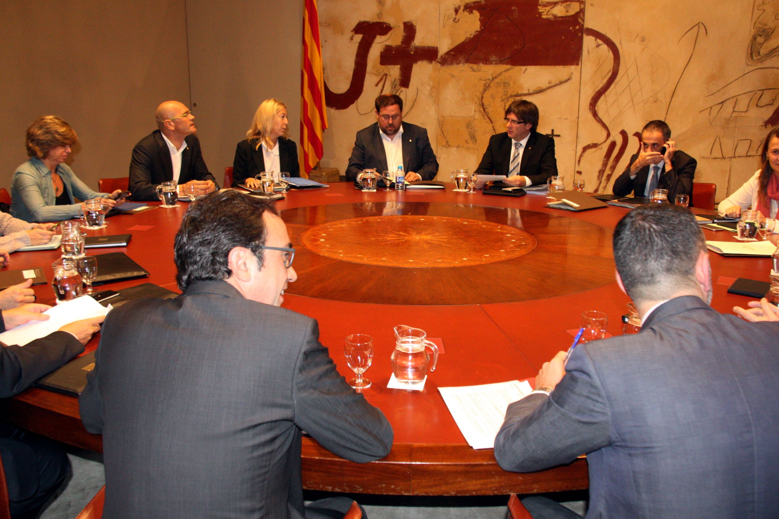 Munté apoya a Badalona y carga contra la reacción "ridícula" de Llanos de Luna