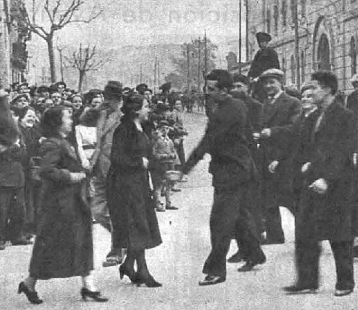 Liberación de los presos políticos. Presó Modèl. Barcelona (febrero, 1936). Fuente ElNacional Liberación de los presos políticos. Presó Modèl. Barcelona (febrero, 1936). Fuente ElNacional