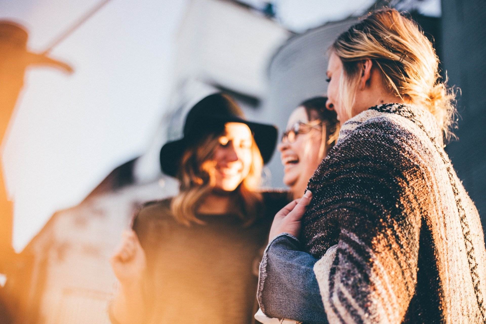 Amistad para el bienestar y la felicidad