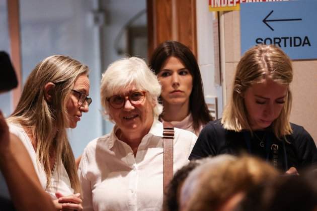 clara ponsatí acte presó model aniversari 1O 2023 foto miquel muñoz clara ponsatí acte presó model aniversari 1O 2023 foto miquel muñoz