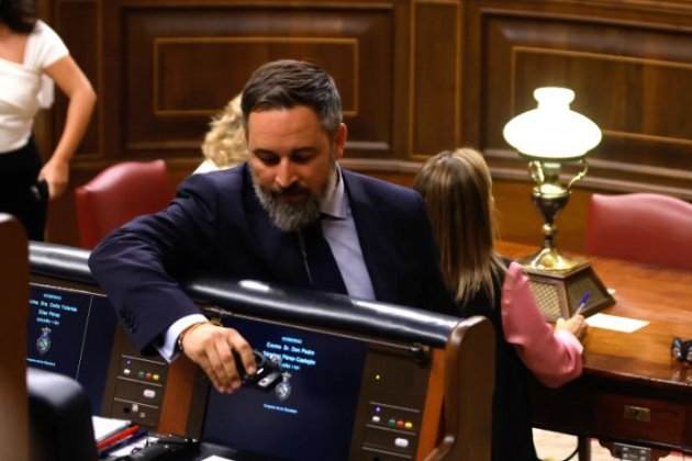 Santiago abascal deja pinganillo EFE Santiago abascal deja pinganillo EFE