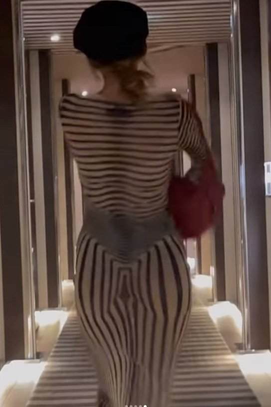 Ester Expósito efecte nude pel cul, Ig Ester Expósito efecte nude pel cul, Ig
