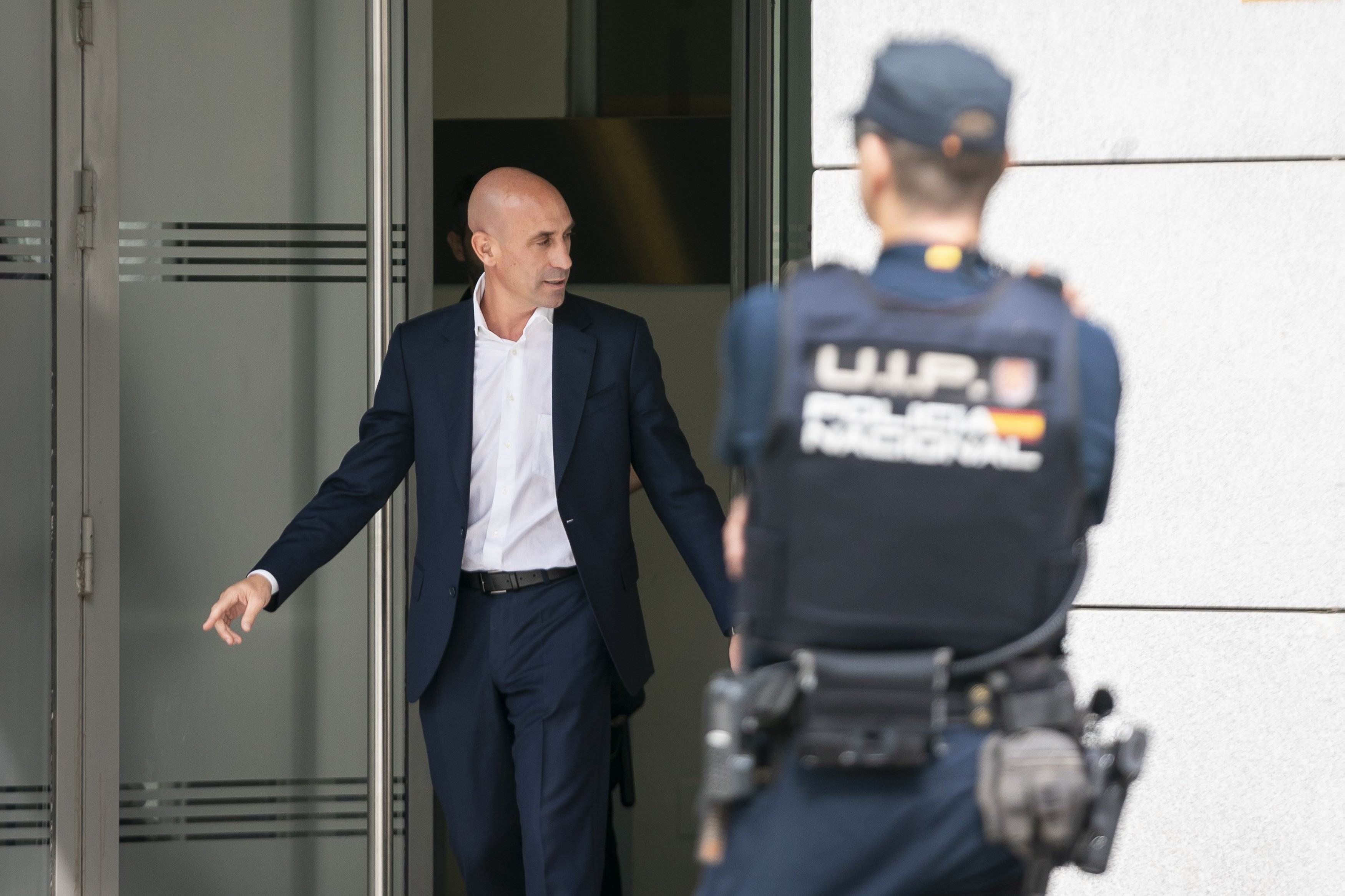El judici a Rubiales pel petó no consentit a Hermoso serà del 3 al 19 de febrer de 2025