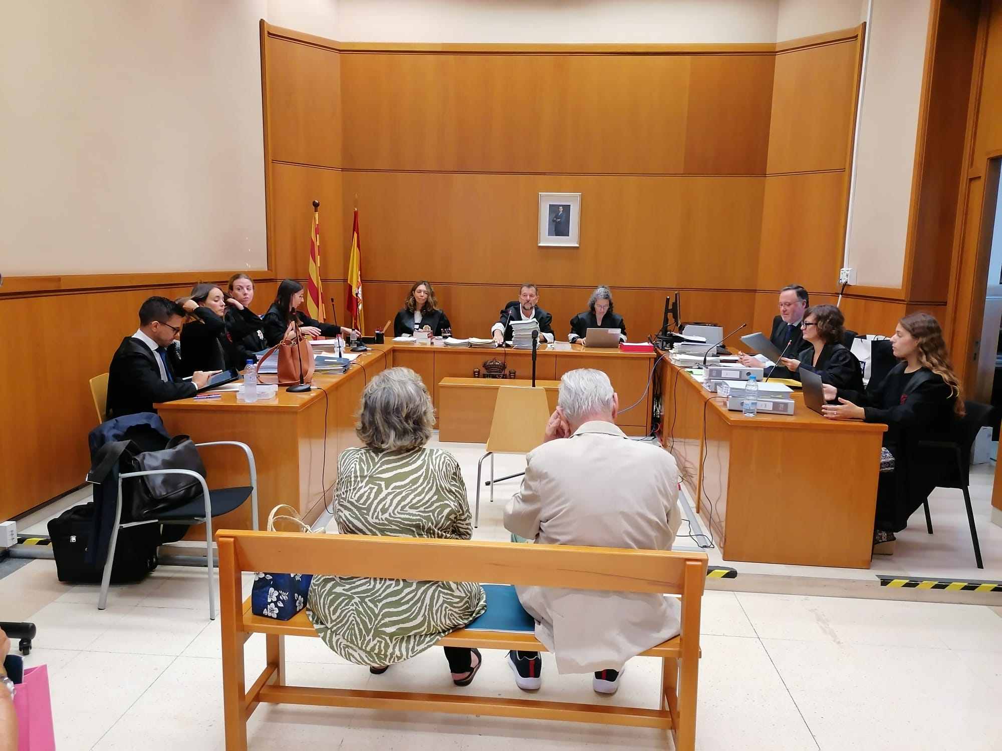 El fiscal pide 2 años de prisión a Jordi Montull y su mujer por esconder dinero al Palau: la pareja lo niega