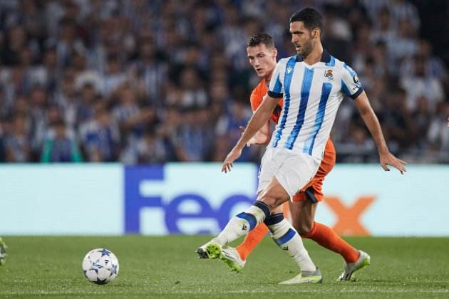 Mikel Merino Real Sociedad Champions League / Foto: Europa Press - Ricardo Larreina