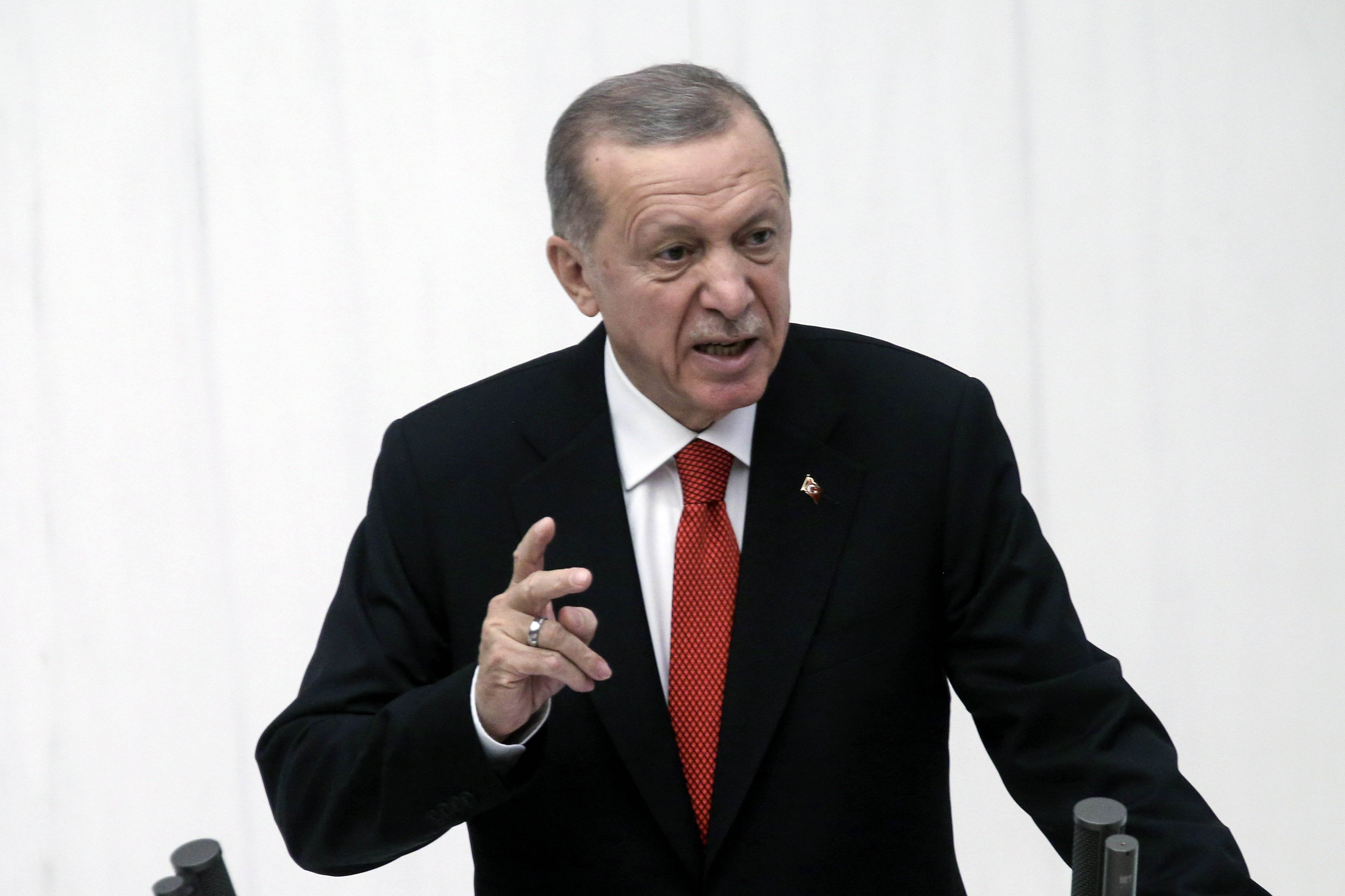 El sorprendente motivo por el cual Erdogan cancela su viaje a España