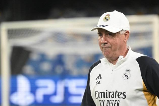 Carlo Ancelotti gorra entrenament Reial Madrid / Foto: EFE