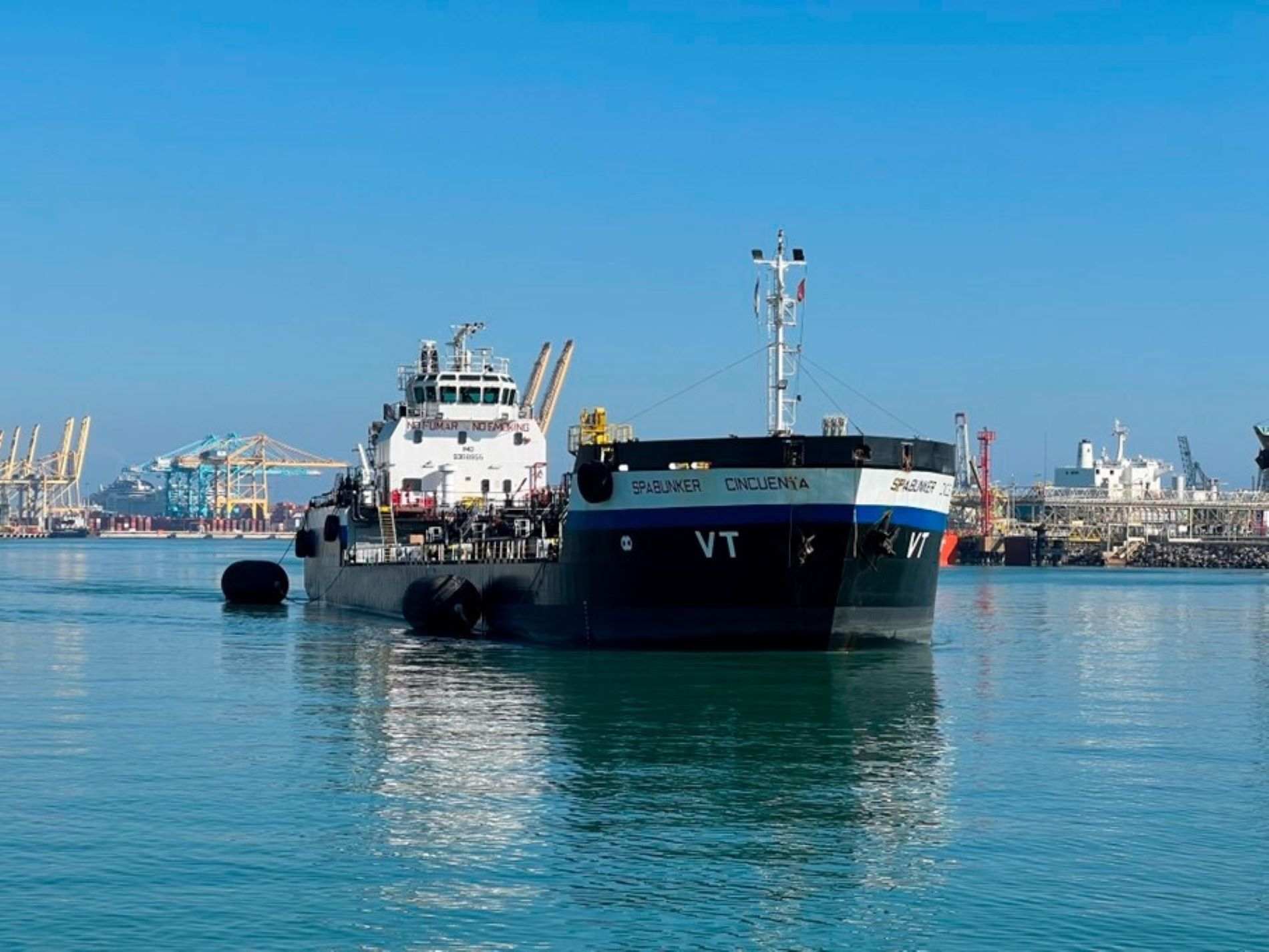 La ACA contempla "traer barcos con agua" si continúa la sequía