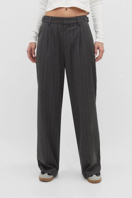 Pantalons d'Stradivarius Pantalons d'Stradivarius