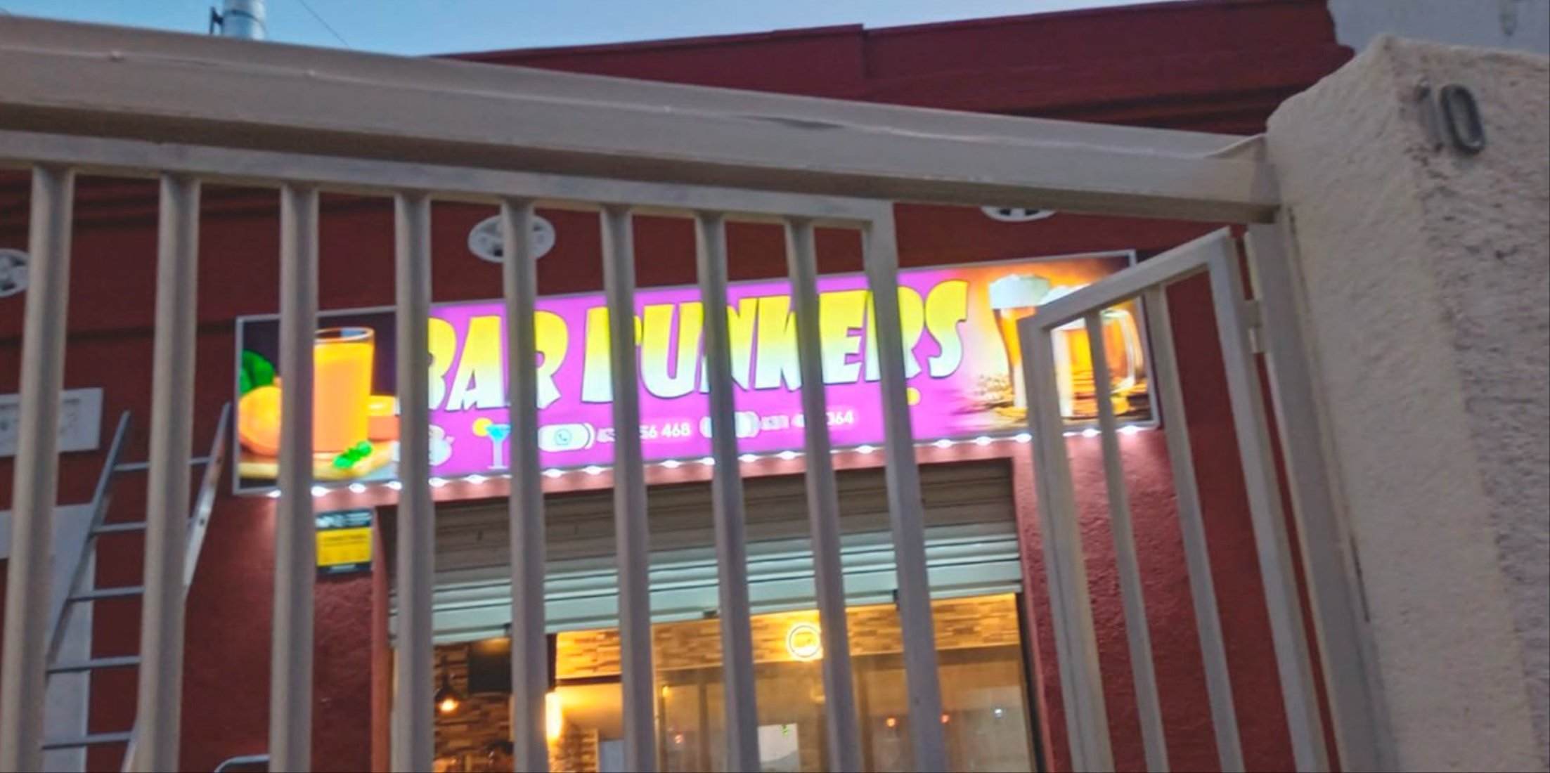 Cerrar el bar Bunkers y "cambiar el relato" del Turó de la Rovira, objetivos del Ayuntamiento de Barcelona