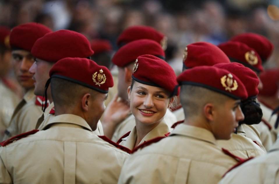 Leonor ríe virgen pilar EFE Leonor ríe virgen pilar EFE