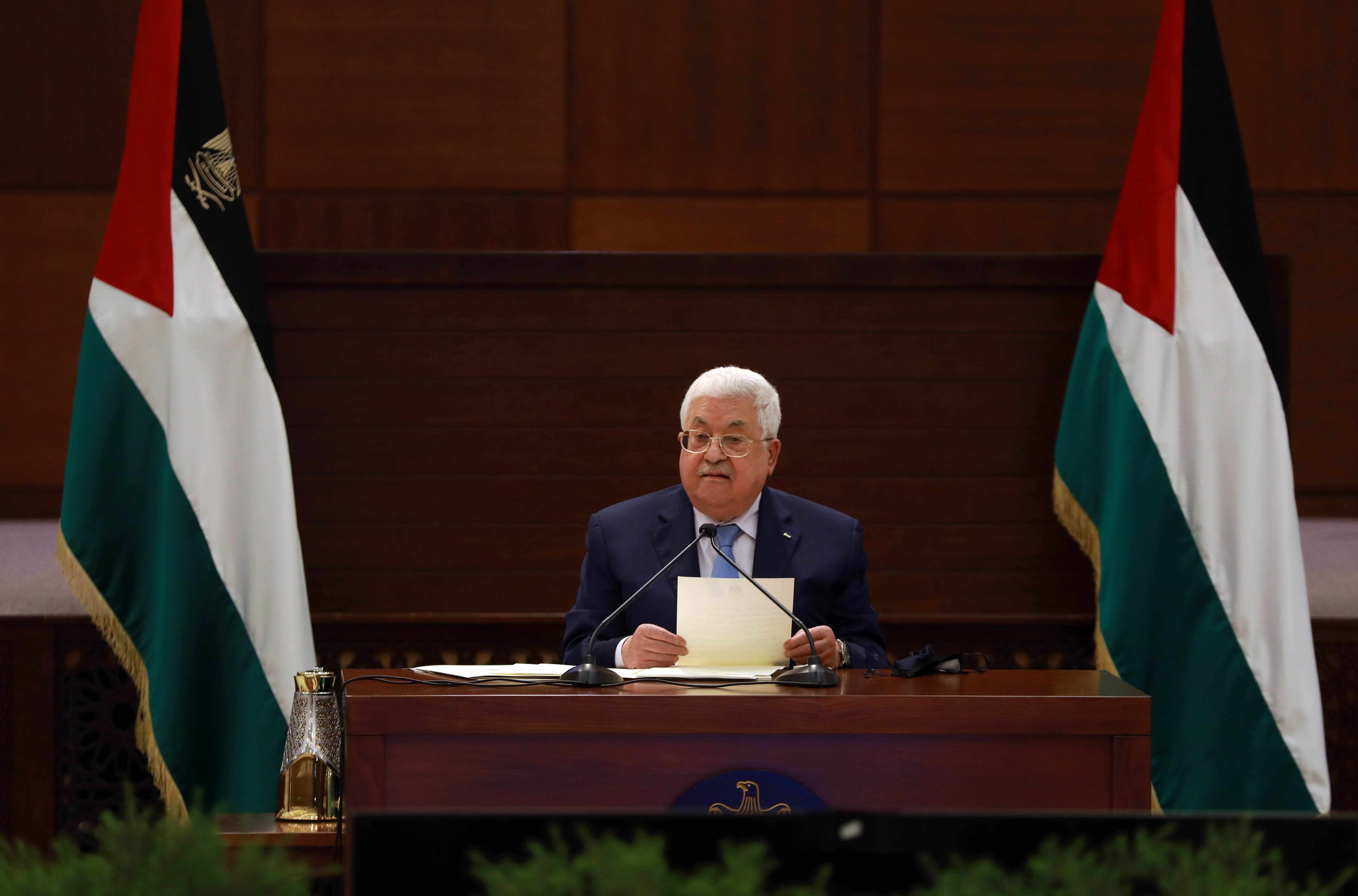 Mahmud Abbas convoca un gabinet de crisi: "Palestina té dret a defensar-se dels colons israelians"