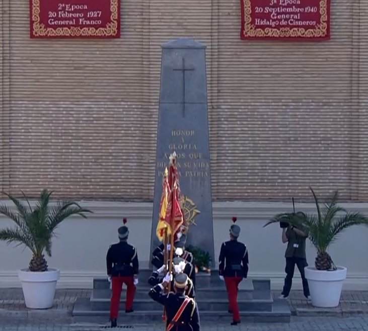 Jura bandera Franco Leonor 2 TVE