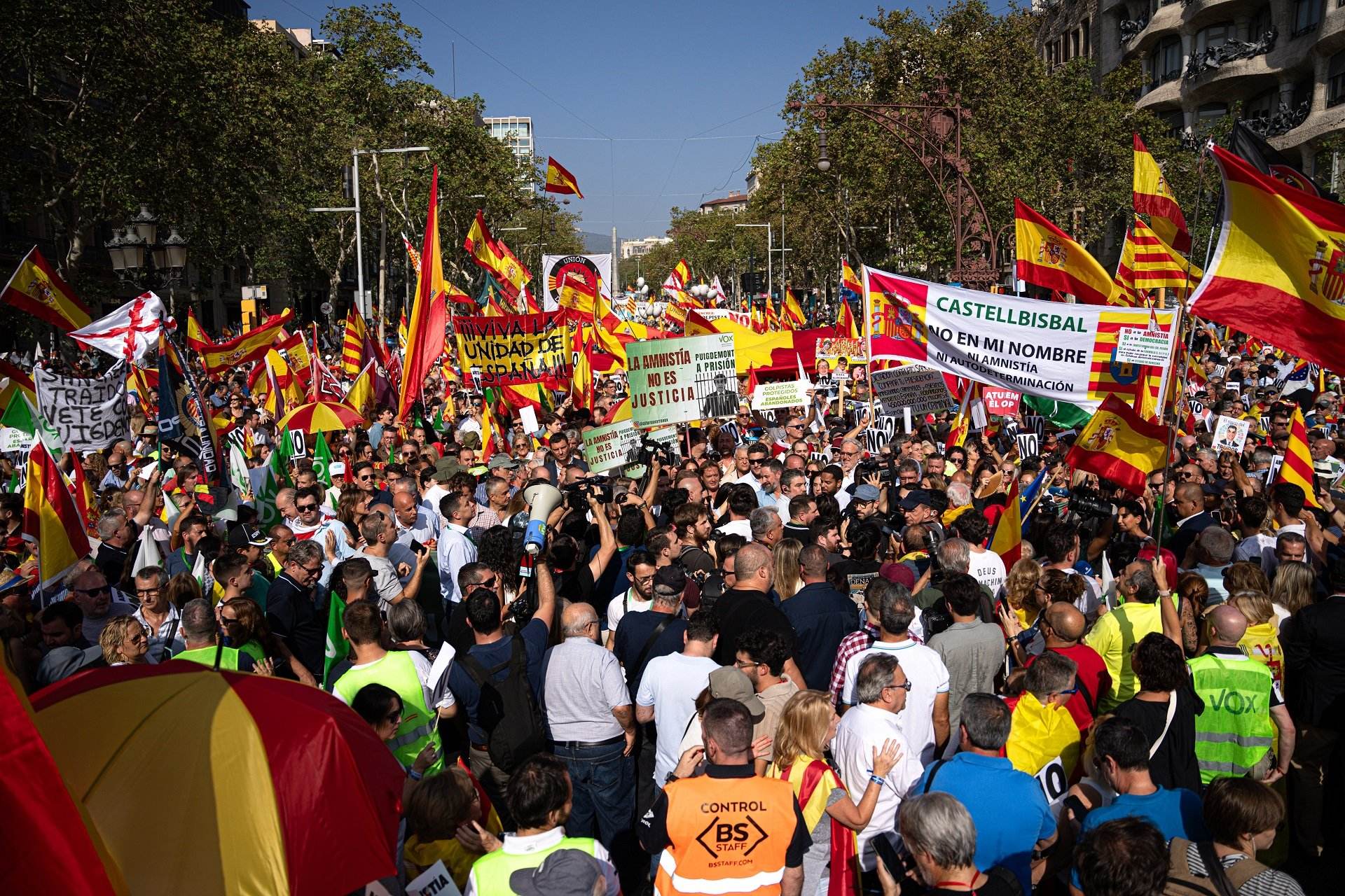 El españolismo se pone a prueba en una nueva manifestación en Barcelona contra la amnistía