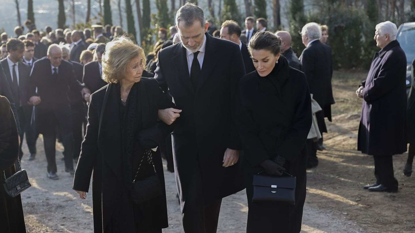 Felipe y Letizia con Sofía Felipe y Letizia con Sofía