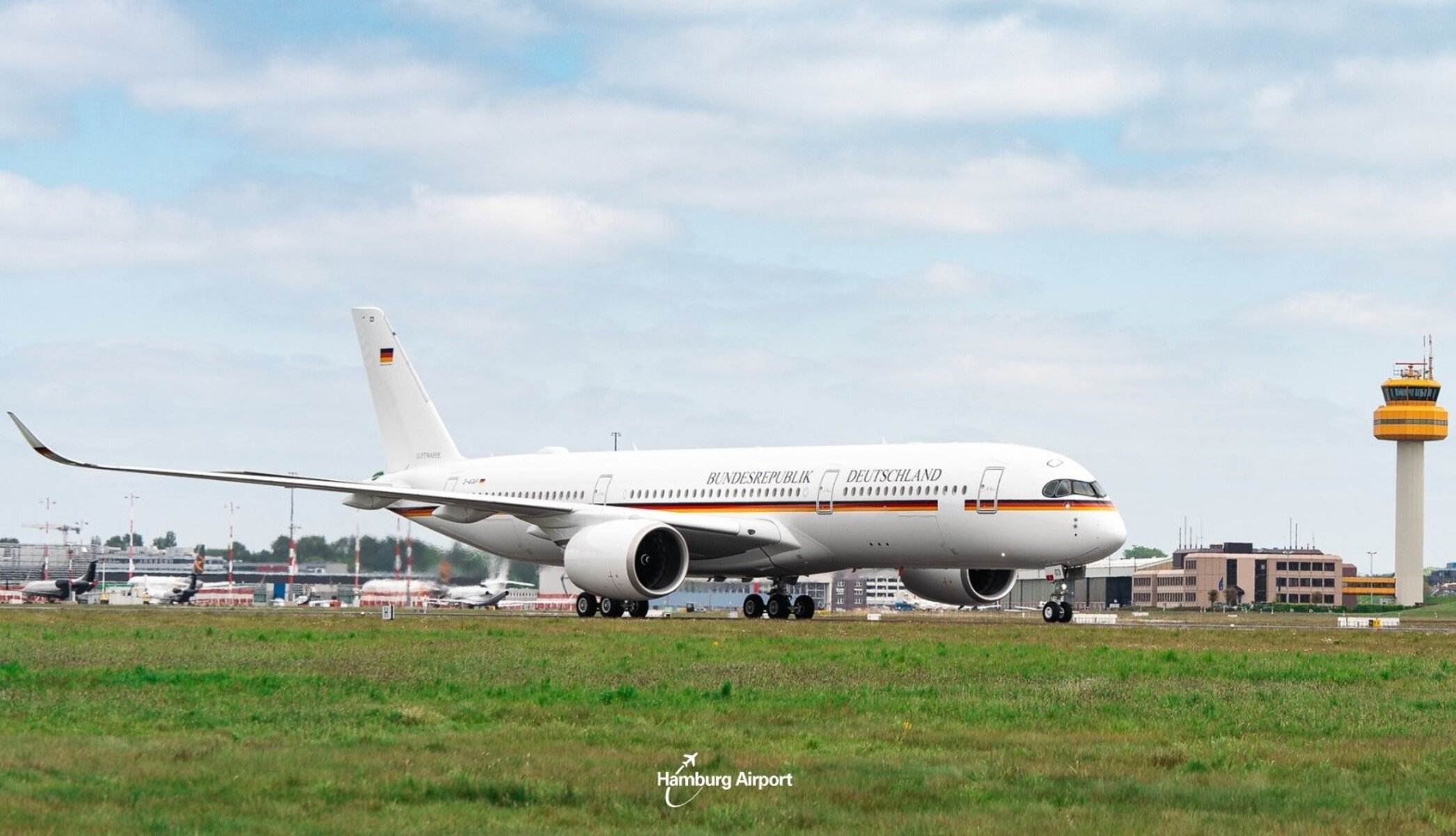 L'aeroport d'Hamburg reprèn la seva activitat després d'una amenaça d'atemptat en un avió