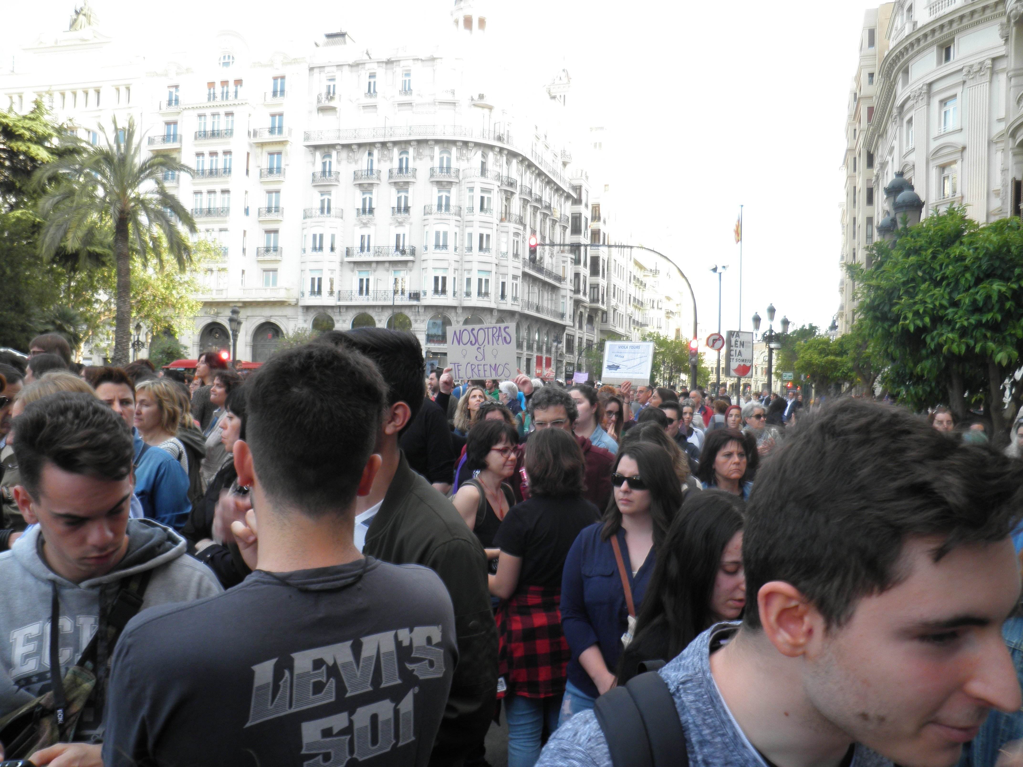 La diputada valenciana Marian Campello también denuncia que sufrió abusos
