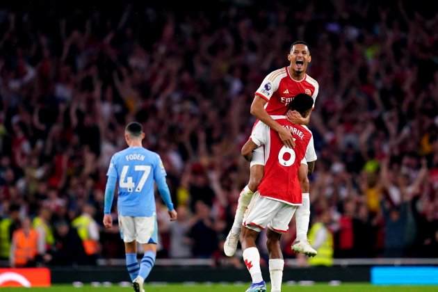 El Arsenal celebrando una victoria contra el Manchester City / Foto: Europa Press El Arsenal celebrando una victoria contra el Manchester City / Foto: Europa Press