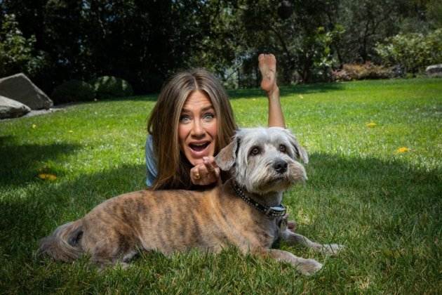 Jennifer Aniston y su perro